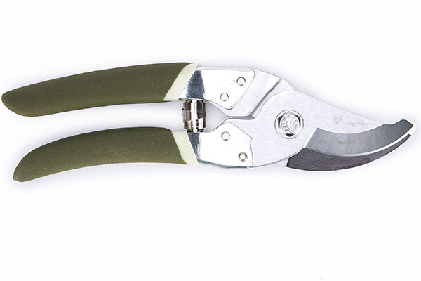 8" Heavy Duty Bypass Pruner