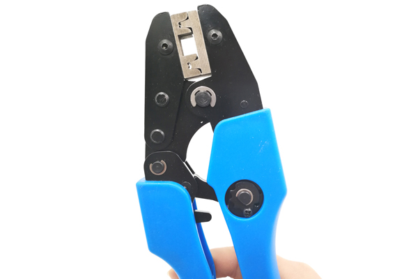 Insulated 90°Flag Terminals Crimping Tools AN-0506FL