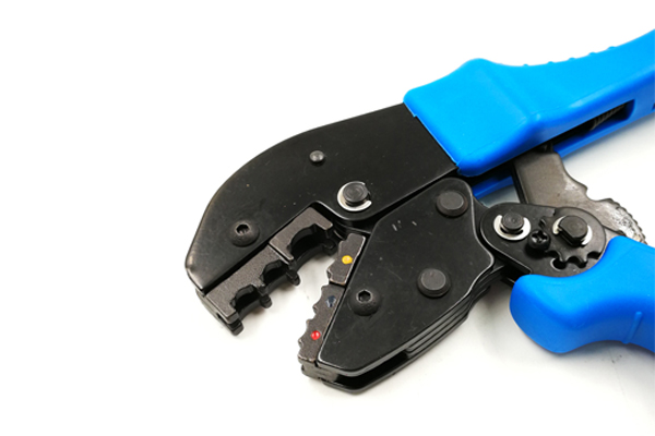 Insulated Terminals And Connector Crimping Tools AP-03C
