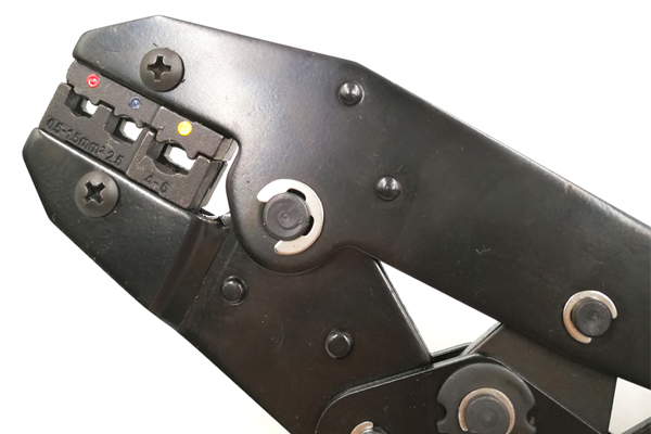 Insulated Terminals And Connector Crimping Tools LXR-30J